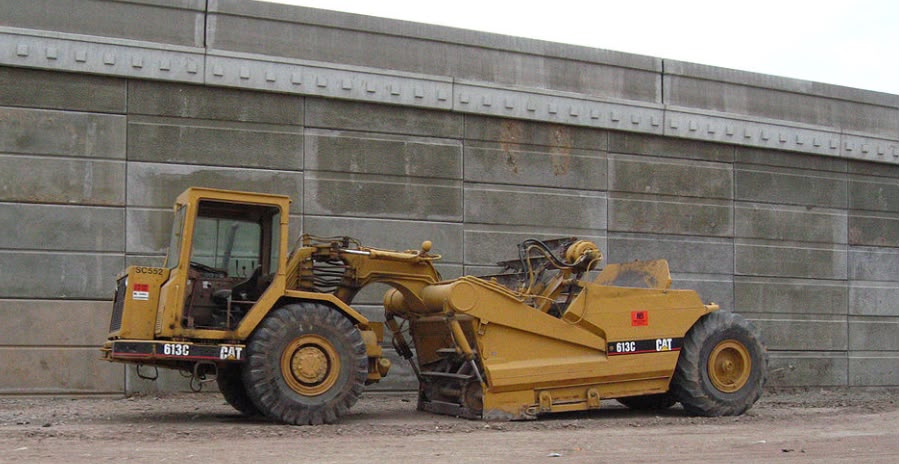 Mototraílla Scraper